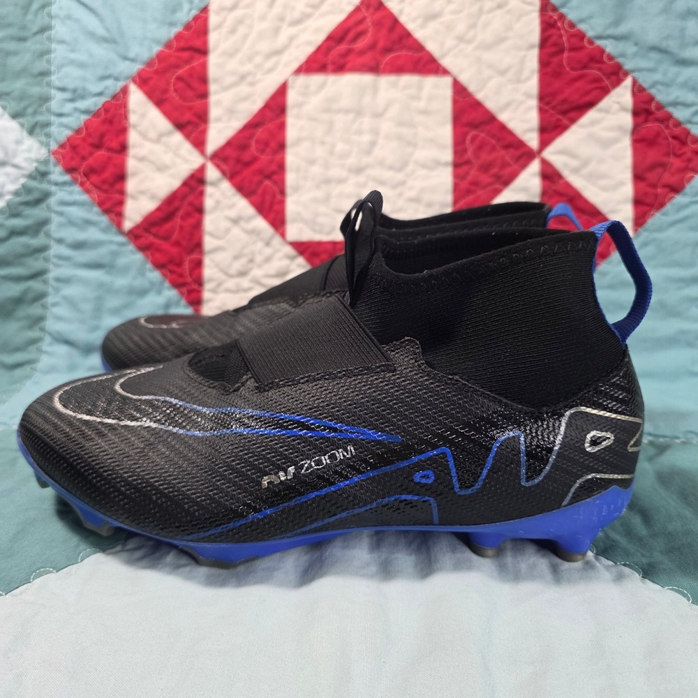 Nike Mercurial Air Zoom Soccer Cleats Boys Size 5Y Black Blue Slip On